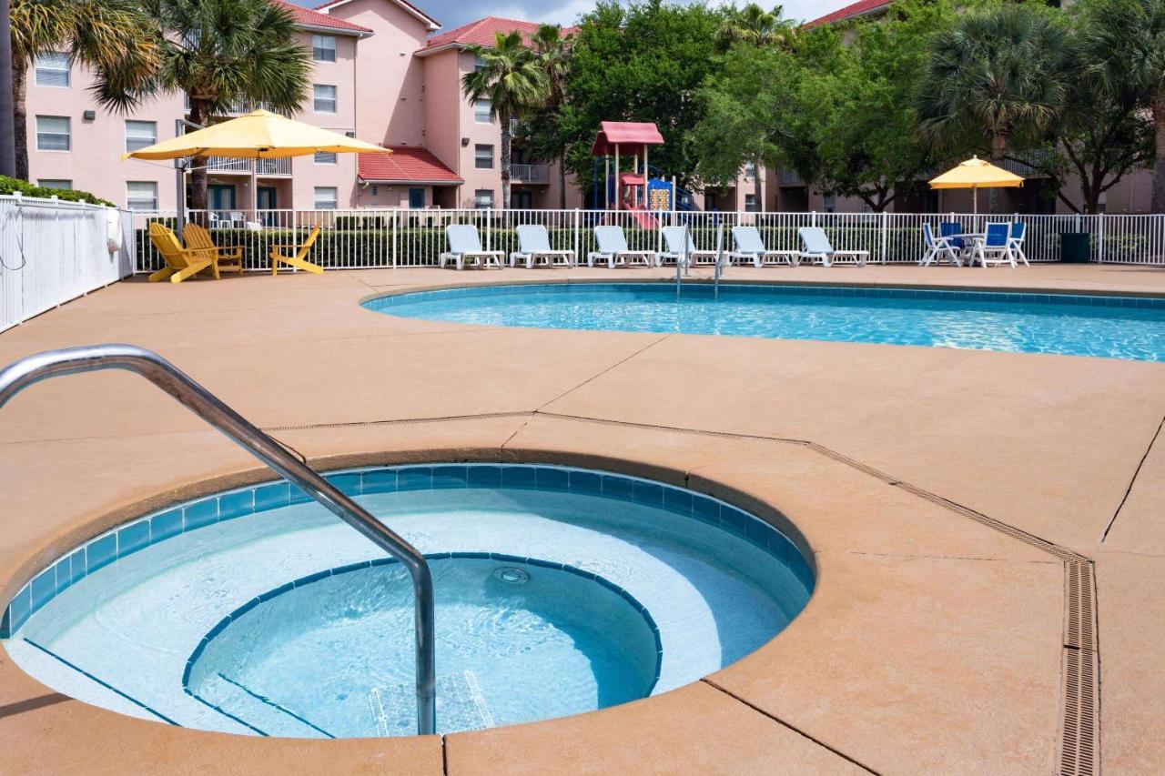 Vacation Villas 2, A Ramada By Wyndham Киссимми Экстерьер фото