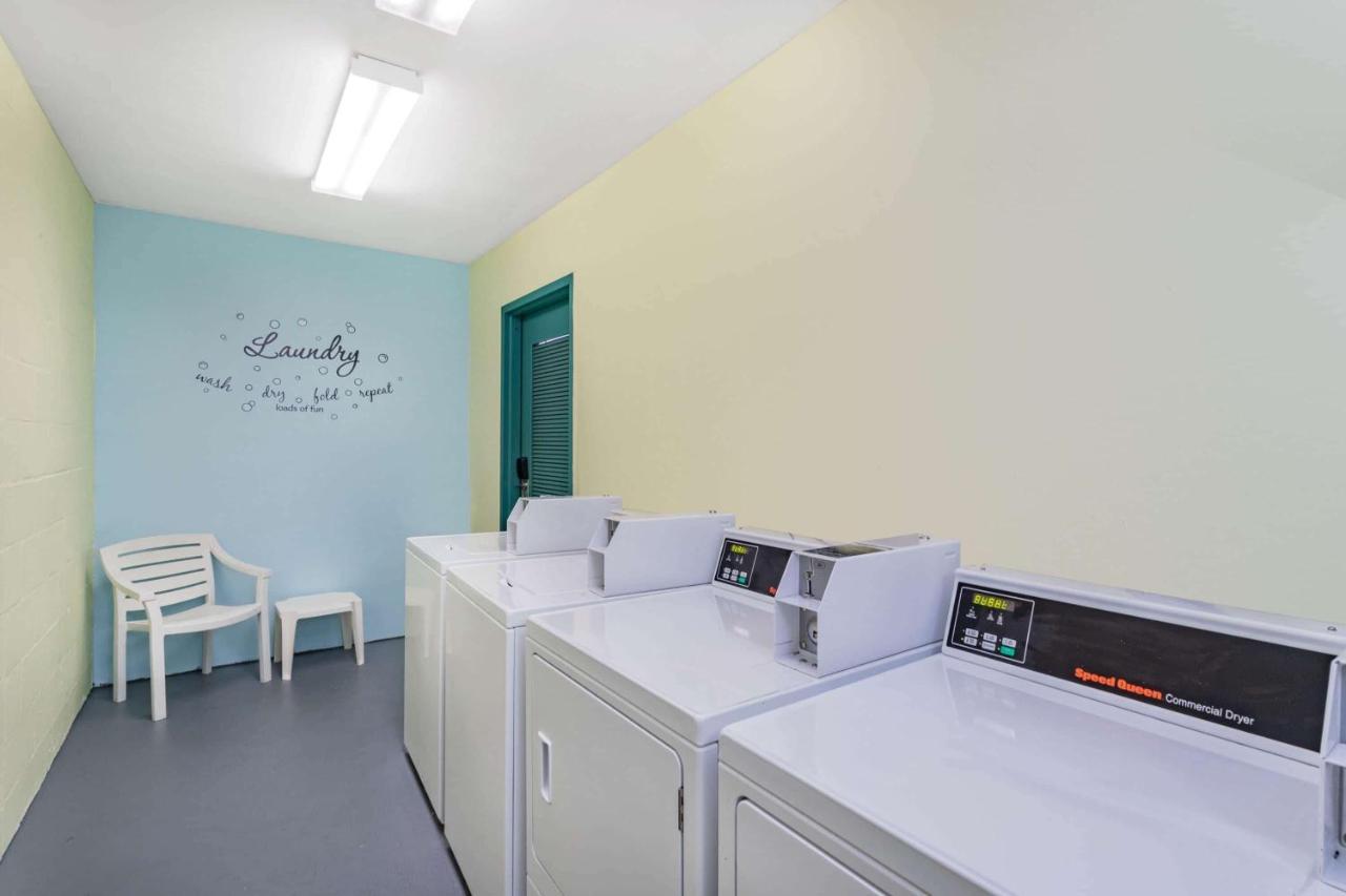Vacation Villas 2, A Ramada By Wyndham Киссимми Экстерьер фото